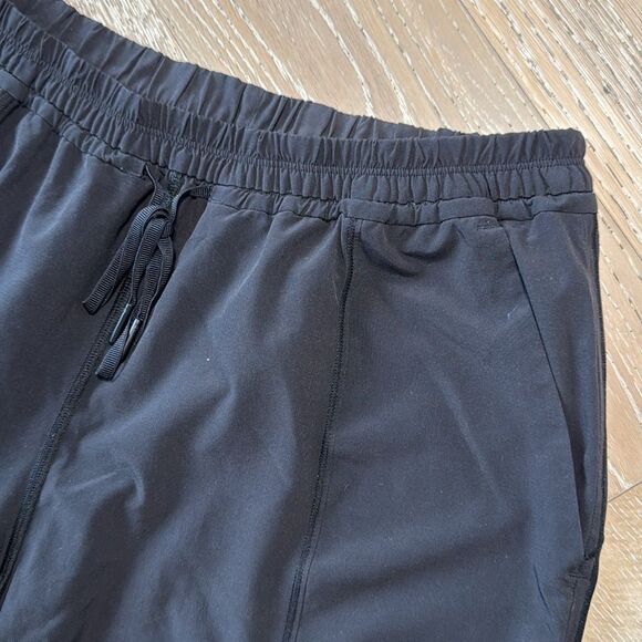 lululemon Final Play Crop Trackpant 23" Black Sz8 - Picture 3 of 13